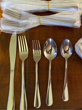 High Quality Stainless Steel Flatware Set - Polished Silver Finish 60 Pcs